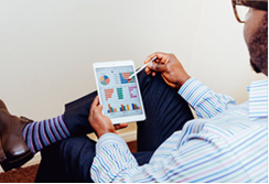 網(wǎng)絡(luò)營銷推廣主要是百度競價，而百度競價外包是不錯的選擇